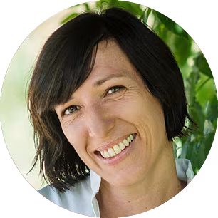 Esther Kuhn Esther Kuhn