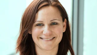 Dr. Simone Jambor-Fahlen Dr. Simone Jambor-Fahlen