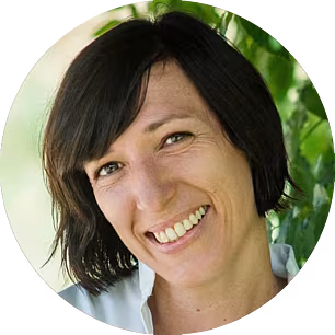 Esther Kuhn Esther Kuhn