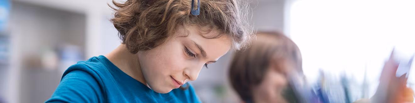 Kinder und Erwachsene können im LOS einen Rechtschreibtest machen. Kinder und Erwachsene können im LOS einen Rechtschreibtest machen.
