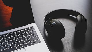 Gerne führen wir Beratungsgespräche auch telefonisch und online durch. Gerne führen wir Beratungsgespräche auch telefonisch und online durch.