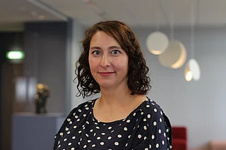 Dr. Alexandra Marx: Stark durch Struktur und Beziehung? Erfolgsfaktoren der Förderung lernschwacher Schülerinnen und Schüler nach Hattie Dr. Alexandra Marx: Stark durch Struktur und Beziehung? Erfolgsfaktoren der Förderung lernschwacher Schülerinnen und Schüler nach Hattie